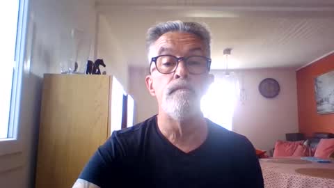 Snapshot of grybear60 chatting on 12, 5, 2026 Grybear online show from 12, 5, 2026