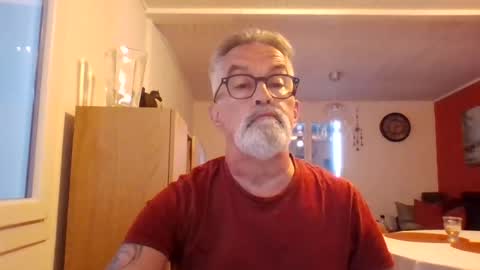 Snapshot of grybear60 chatting on 27, 6, 2026 Grybear online show from 27, 6, 2026