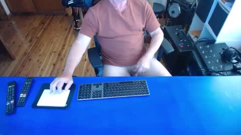 guesswhatigot2 online show from 12, 1, 2025