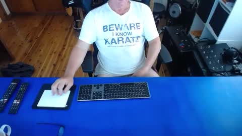 guesswhatigot2 online show from 14, 1, 2025