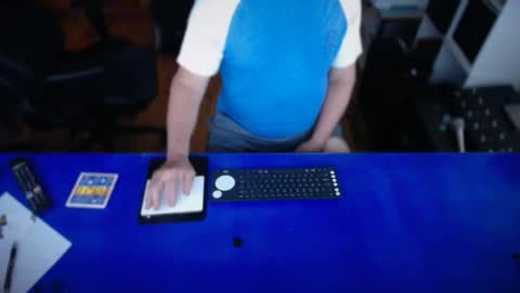 guesswhatigot2 online show from 15, 11, 2025