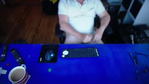 guesswhatigot2 online show from 4, 2, 2026