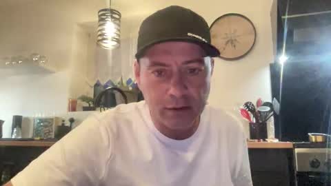 guil0 online show from 11, 1, 2026