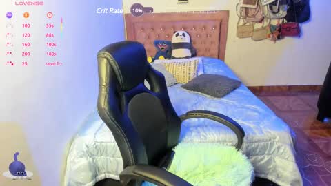 Hello Im Julieta Im 25 years old welcome to my room have fun and be happy. online show from 11, 3, 2025