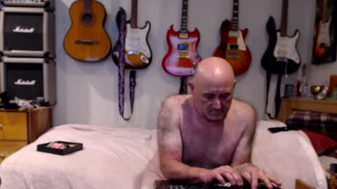 Snapshot of guitarsexgod chatting on 29, 1, 2025 Mario online show from 29, 1, 2025