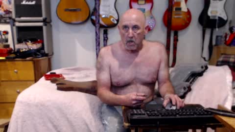 Snapshot of guitarsexgod chatting on 29, 1, 2025 Mario online show from 29, 1, 2025