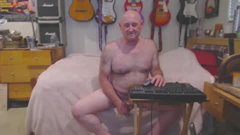 Snapshot of guitarsexgod chatting on 4, 3, 2025 Mario online show from 4, 3, 2025