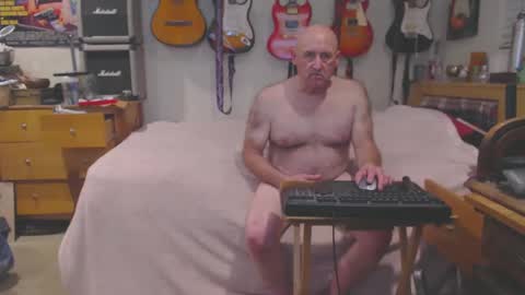 Snapshot of guitarsexgod chatting on 5, 3, 2025 Mario online show from 5, 3, 2025