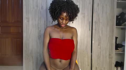 Miss Incredible online show from 19, 12, 2024