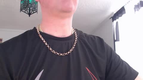 Snapshot of gunmansound chatting on 3, 3, 2026 gunmansound online show from 3, 3, 2026