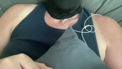 Snapshot of gurujoe78 chatting on 21, 6, 2026 gurujoe78 online show from 21, 6, 2026