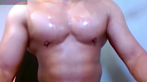 Snapshot of gurushake chatting on 18, 7, 2026 holl latino online show from 18, 7, 2026