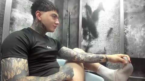 Snapshot of gury_tattoo chatting on 23, 6, 2026 Gury online show from 23, 6, 2026