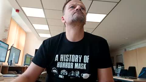 guschidick online show from 5, 10, 2025