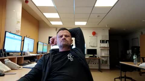 guschidick online show from 28, 11, 2025