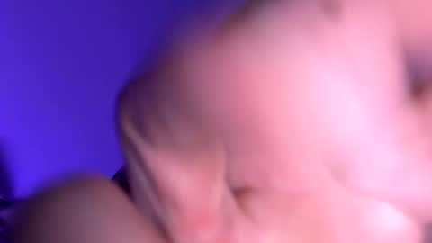 Snapshot of guttsy6_9 chatting on 27, 12, 2024 guttsy6_9 online show from 27, 12, 2024