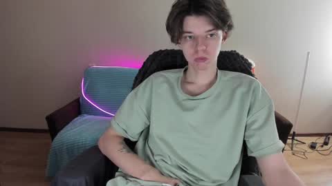 guy_liam1 online show from 8, 1, 2025