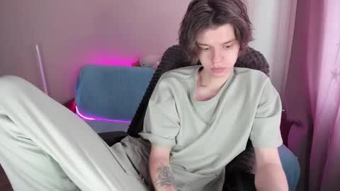 guy_liam1 online show from 26, 2, 2025