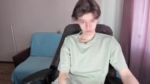 guy_liam1 online show from 11, 3, 2025