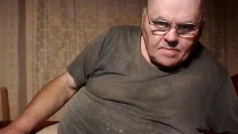 Snapshot of guyboy73 chatting on 12, 9, 2025 guyboy73 online show from 12, 9, 2025
