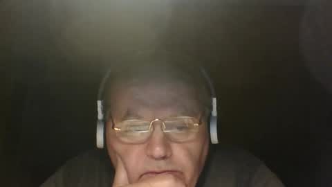 Snapshot of guyboy73 chatting on 17, 9, 2025 guyboy73 online show from 17, 9, 2025