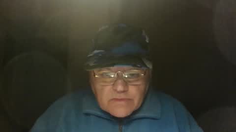Snapshot of guyboy73 chatting on 27, 9, 2025 guyboy73 online show from 27, 9, 2025