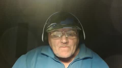 Snapshot of guyboy73 chatting on 29, 9, 2025 guyboy73 online show from 29, 9, 2025