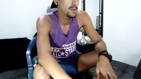 Snapshot of guykarim chatting on 27, 1, 2025 karim online show from 27, 1, 2025