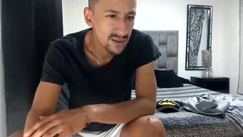 Snapshot of guykarim chatting on 9, 5, 2026 karim online show from 9, 5, 2026
