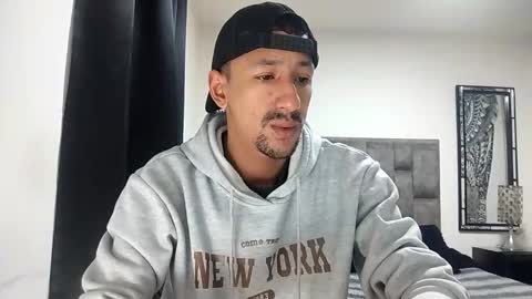 Snapshot of guykarim chatting on 14, 5, 2026 karim online show from 14, 5, 2026