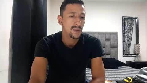 Snapshot of guykarim chatting on 15, 5, 2026 karim online show from 15, 5, 2026
