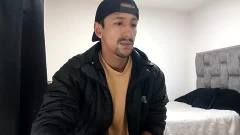 Snapshot of guykarim chatting on 14, 7, 2026 karim online show from 14, 7, 2026
