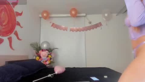   online show from 12, 3, 2025