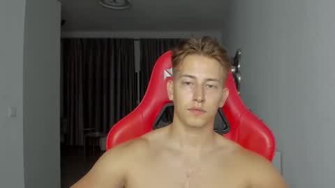 Snapshot of gym_alpha chatting on 20, 10, 2025 Oliver online show from 20, 10, 2025