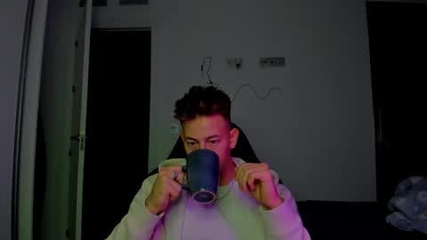 Oliver online show from 2, 2, 2026