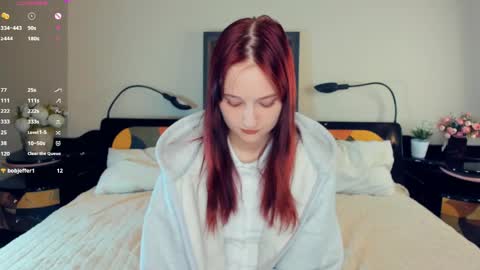 Snapshot of h0lyangel chatting on 27, 5, 2026 Kelly Lilly online show from 27, 5, 2026