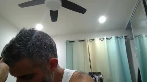 Snapshot of h0nest84 chatting on 24, 11, 2025 h0nest84 online show from 24, 11, 2025