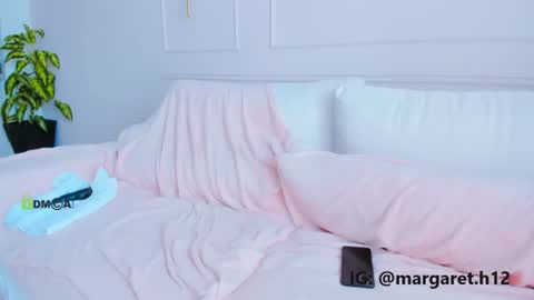 Snapshot of h0ney__p0t chatting on 27, 7, 2026 Margareth Stallion online show from 27, 7, 2026