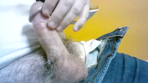 Snapshot of h0u5ecat chatting on 6, 7, 2026 H0U5ECAT online show from 6, 7, 2026