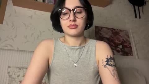 Snapshot of h3l9a_pataki chatting on 29, 9, 2025 Helga online show from 29, 9, 2025