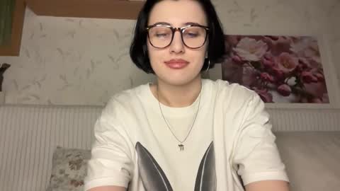 Snapshot of h3l9a_pataki chatting on 6, 10, 2025 Helga online show from 6, 10, 2025