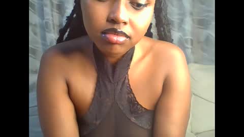 Snapshot of h_o_t_goddess chatting on 7, 12, 2024 h_o_t_goddess online show from 7, 12, 2024