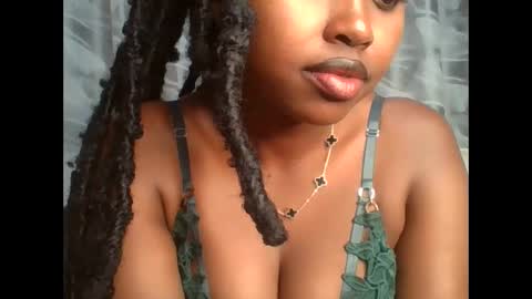 Snapshot of h_o_t_goddess chatting on 13, 12, 2024 h_o_t_goddess online show from 13, 12, 2024