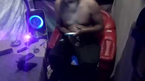 Snapshot of hackerbtc11 chatting on 9, 10, 2025 hackerbtc11 online show from 9, 10, 2025