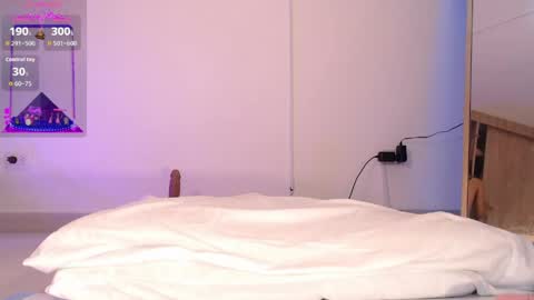  HADE ROSSE  online show from 12, 4, 2026