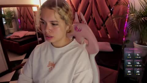 Haely online show from 6, 2, 2025