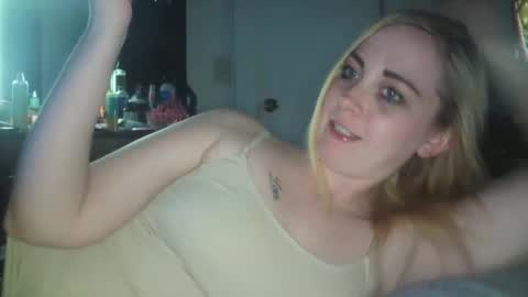 Hailey and d online show from 27, 2, 2025