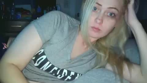 Hailey and d online show from 1, 11, 2025