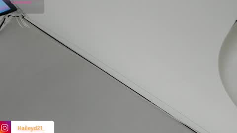 Snapshot of haileyduke chatting on 3, 2, 2026 Hailey online show from 3, 2, 2026