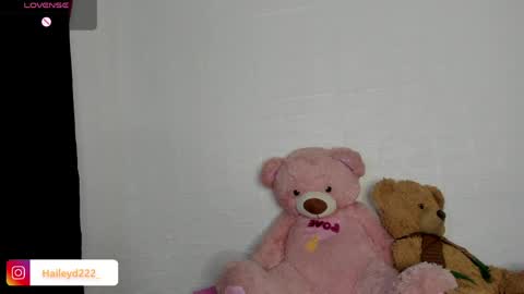 Snapshot of haileyduke chatting on 6, 5, 2026 Hailey online show from 6, 5, 2026